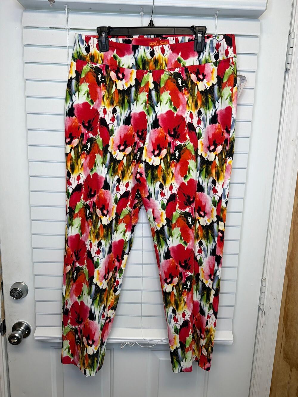 Krazy Larry Floral Pull-On Ankle Pants Size 18 Artsy Resort Tropical Vacation